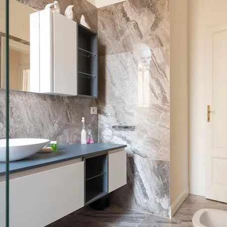 Navigli Harmony Flat, Beautiful & Bright Apartment, 3 Bdr Apartment Milan